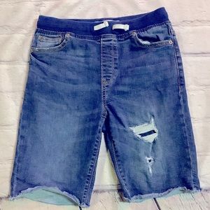 OLD NAVY KARATE SLIM PANTS.  Medium.